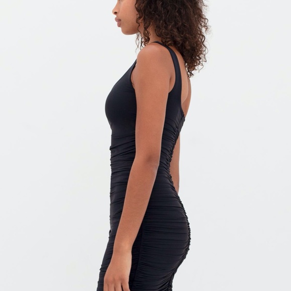 COPY - NWOT aritzia Ten by Babaton black sparkle dress, ruched mini dress (size… - Picture 4 of 9